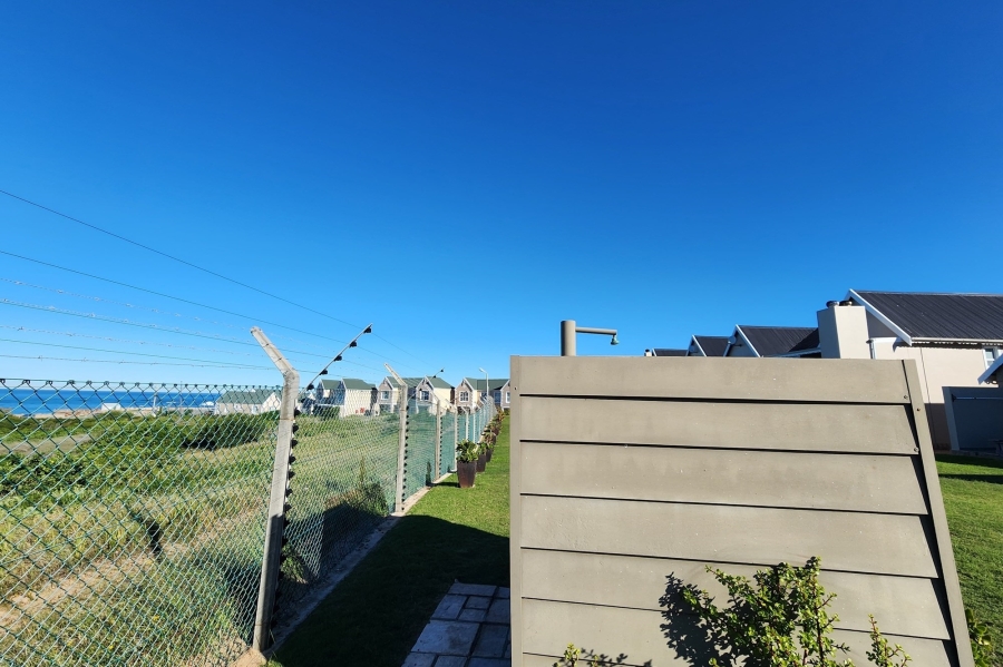 2 Bedroom Property for Sale in Marina Martinique Eastern Cape